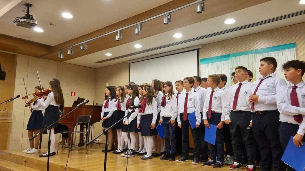 98759d13 4baa 420c af36 a9941b7afe8f